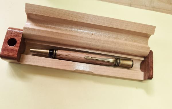 Holz Etui zweifarbig Maple für 1 Stift mit Stifthalter
